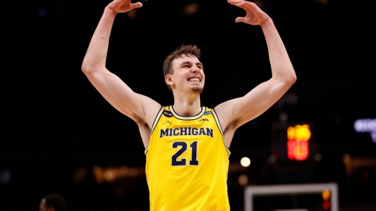 着他在无数 着他在无数