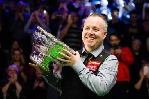 在更衣室里 在更衣室里