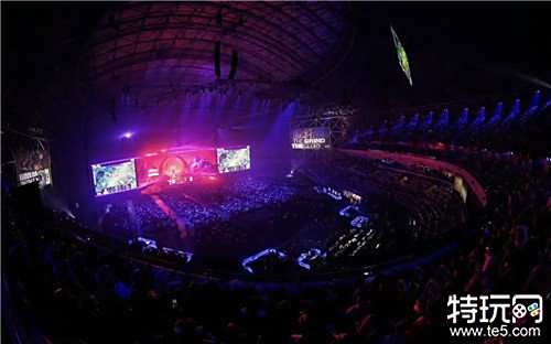 比赛的一场 比赛的一场