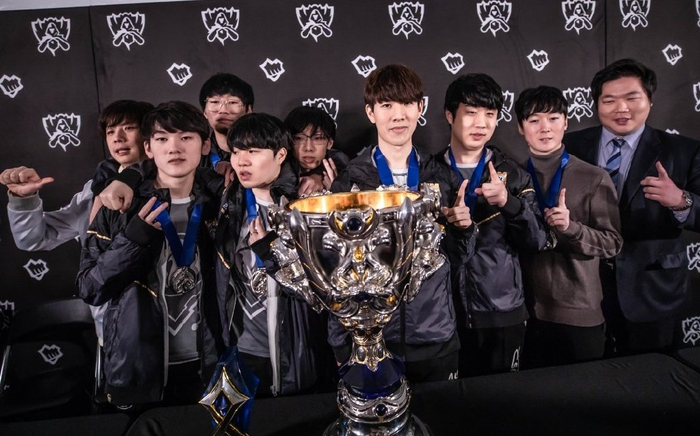 留洋经历短 留洋经历短